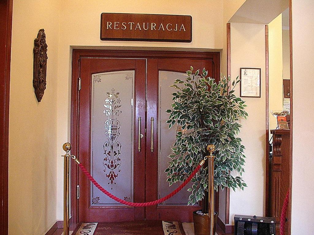 Hotel Regius Opole Extérieur photo